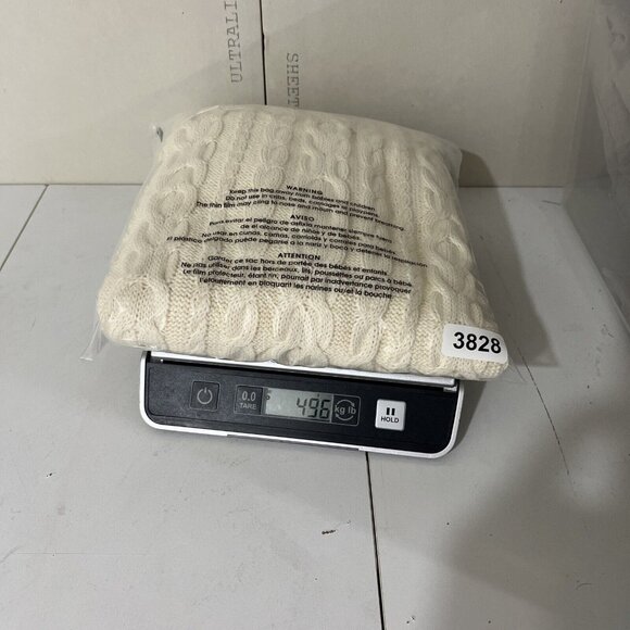 L.L. Bean Cream-Coloured Cable Knit Sweater Womens Size S - Picture 10 of 10